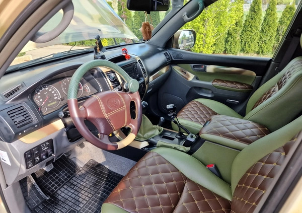 Toyota Land Cruiser cena 124000 przebieg: 220000, rok produkcji 2007 z Brzeziny małe 781